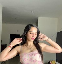 Indore Vip Call Girls Service 24/7 - puta in Indore