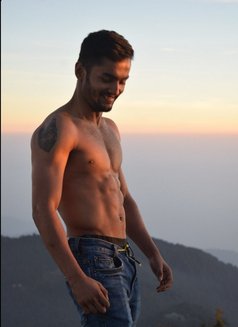 Mumbai Xbet - Acompañantes masculino in Mumbai Photo 1 of 1