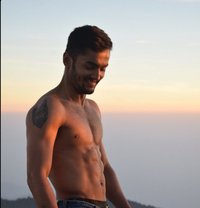 Mumbai Xbet - Acompañantes masculino in Mumbai