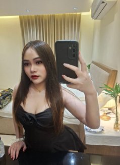 Muna - puta in Khobar Photo 1 of 4