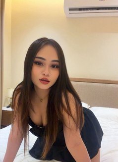 Muna - puta in Khobar Photo 3 of 4