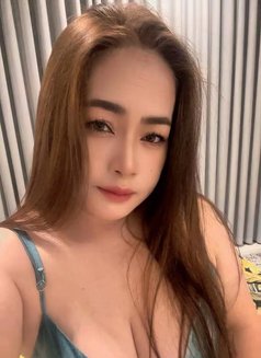 MUNA - escort in Khobar Photo 3 of 6