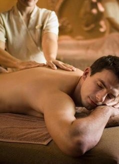 Muna spa Muwallah - Transsexual escort in Muscat Photo 7 of 9