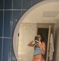 Muna - escort in Beijing Photo 1 of 5