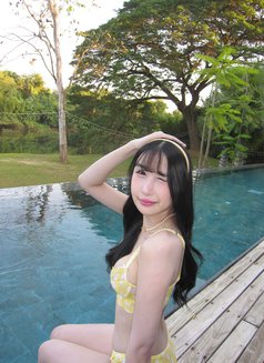 Munah - escort in Taipei Photo 4 of 9