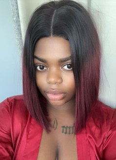 Muni - escort in Dubai Photo 1 of 2