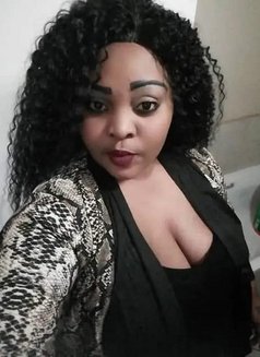 Munira Babe - escort in Noida Photo 5 of 11