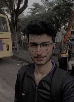 Munna - Male escort in Mumbai Photo 6 of 10