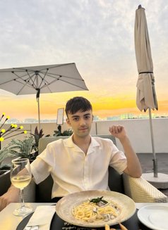 Murad - masseur in Riyadh Photo 2 of 5