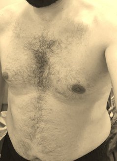 Murad - Male escort in Dubai Photo 3 of 3