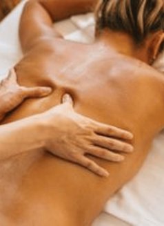 Murad - Male escort in Dubai Photo 6 of 11