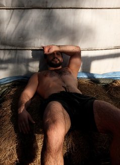 Murad - Male escort in Dubai Photo 6 of 8