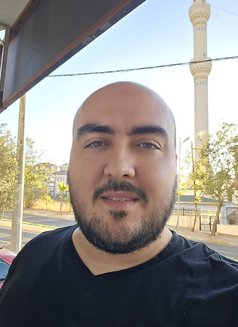 Murad "Only Women" - Male escort in Frankfurt Photo 2 of 3