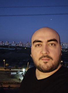 Murad "Only Women" - Male escort in Frankfurt Photo 3 of 3