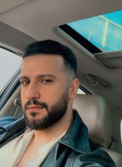 Murado - Male escort in Umm al-Qaiwain Photo 2 of 5