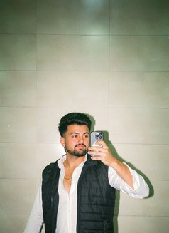Murlidhar - Acompañantes masculino in Faridabad Photo 2 of 5