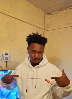 Musa - Male escort in Doha Photo 1 of 2