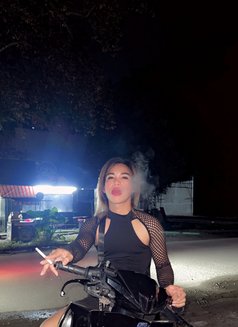 Muscle LB xl top - Transsexual escort in Macao Photo 11 of 13