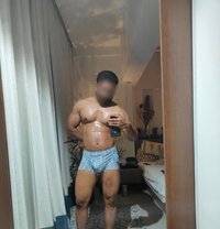 Musclebudd - Acompañantes masculino in Pune
