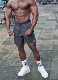 Muscular Black Therapist - Male escort in Dubai Photo 1 of 2