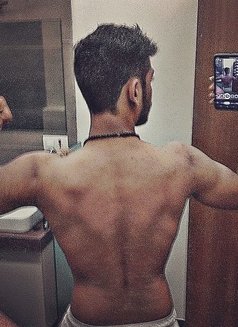 Muscular Guy - Acompañantes masculino in Ahmedabad Photo 1 of 4