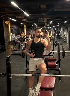 Muscularboy - Male escort in Dubai Photo 13 of 23