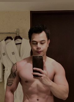 Musculardriano - Male escort in Taipei Photo 6 of 6