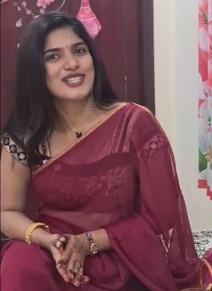 Mushkan - puta in Pune Photo 1 of 1