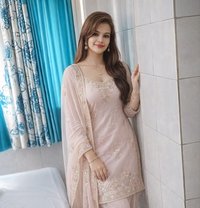 Mushkan Escort Service - escort in Kolkata