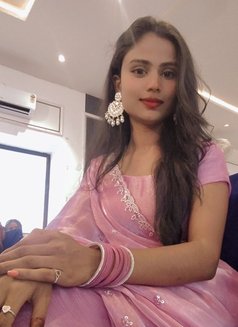 Muskan college girl service - puta in Pune Photo 3 of 5