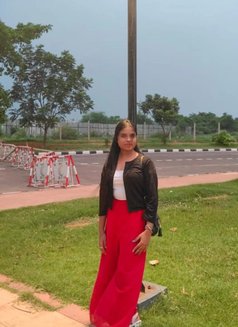 Muskan college girl service - escort in Pune Photo 3 of 4