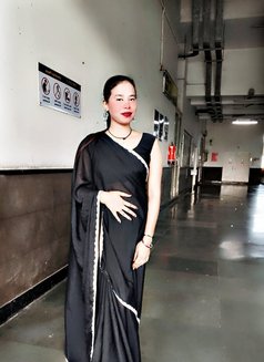 Muskan - escort in New Delhi Photo 2 of 5