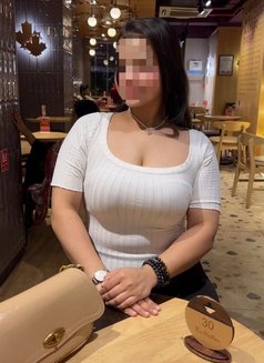 muskan here cam/real meet available - escort in Hyderabad Photo 2 of 4