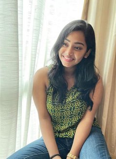 Muskan Hot Figure 86430/95624 - escort in Hyderabad Photo 1 of 2