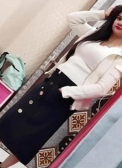 Muskan independent Call girl service - escort in Noida Photo 4 of 5