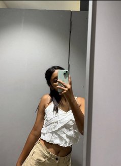 Muskan - escort in Ahmedabad Photo 1 of 3