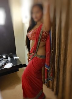 Muskan - escort in Bangalore Photo 1 of 4