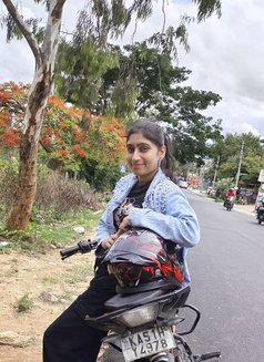 Muskan - escort in Chandigarh Photo 1 of 5