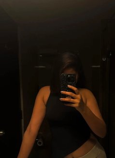 Muskan - puta in Gurgaon Photo 2 of 2