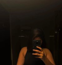 Muskan - puta in Gurgaon