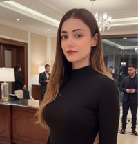 Hala college girl - puta in Hyderabad Photo 2 of 3