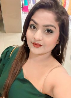 Muskan - puta in Hyderabad Photo 2 of 4