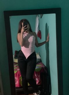 Muskan - escort in Kochi Photo 2 of 3