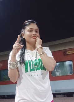 Muskan CAM and MEET - escort in Mumbai Photo 1 of 3