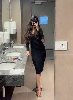 Muskan - escort in New Delhi Photo 1 of 3