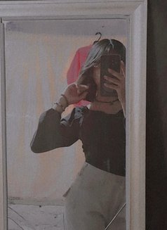 Muskan - puta in Patna Photo 2 of 3