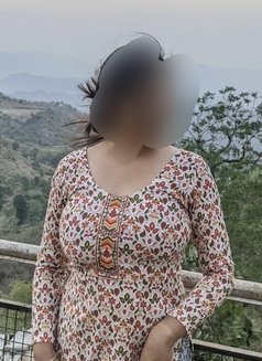 ( SERVICE'S ) CIM$MEET🤍3 🕊️ - escort in Bangalore Photo 2 of 3