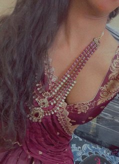 Muskan - Transsexual escort in Hyderabad Photo 4 of 10