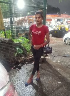 Muskan - Transsexual escort in Mumbai Photo 6 of 10