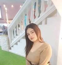 Muskan Indian Model - puta in Dubai